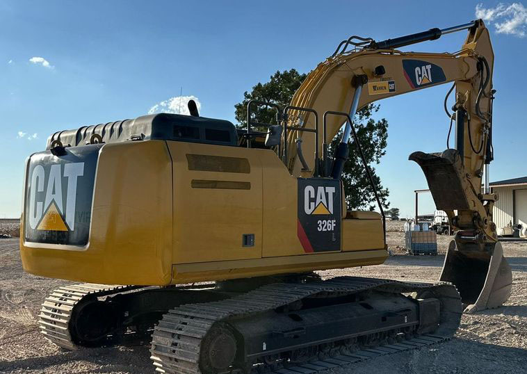 2018 Caterpillar 326F L